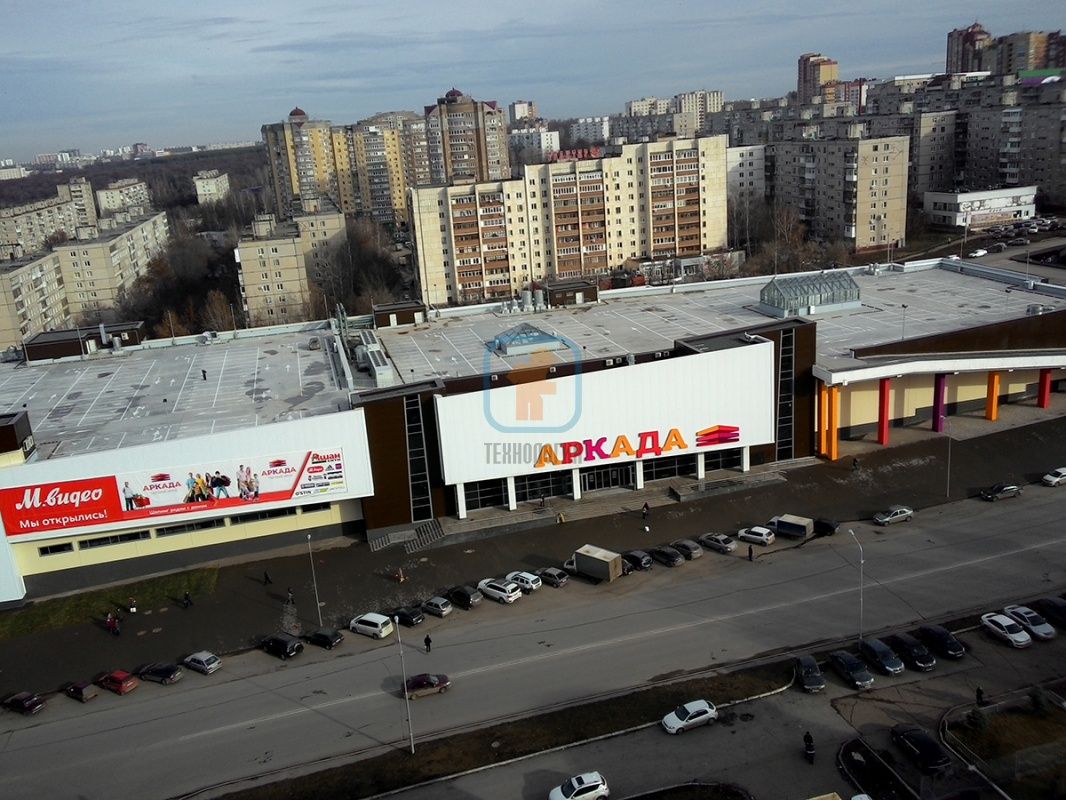 Парковка на крыше ТЦ «Аркада», г. Уфа Парковка на крыше ТЦ «Аркада», г. Уфа