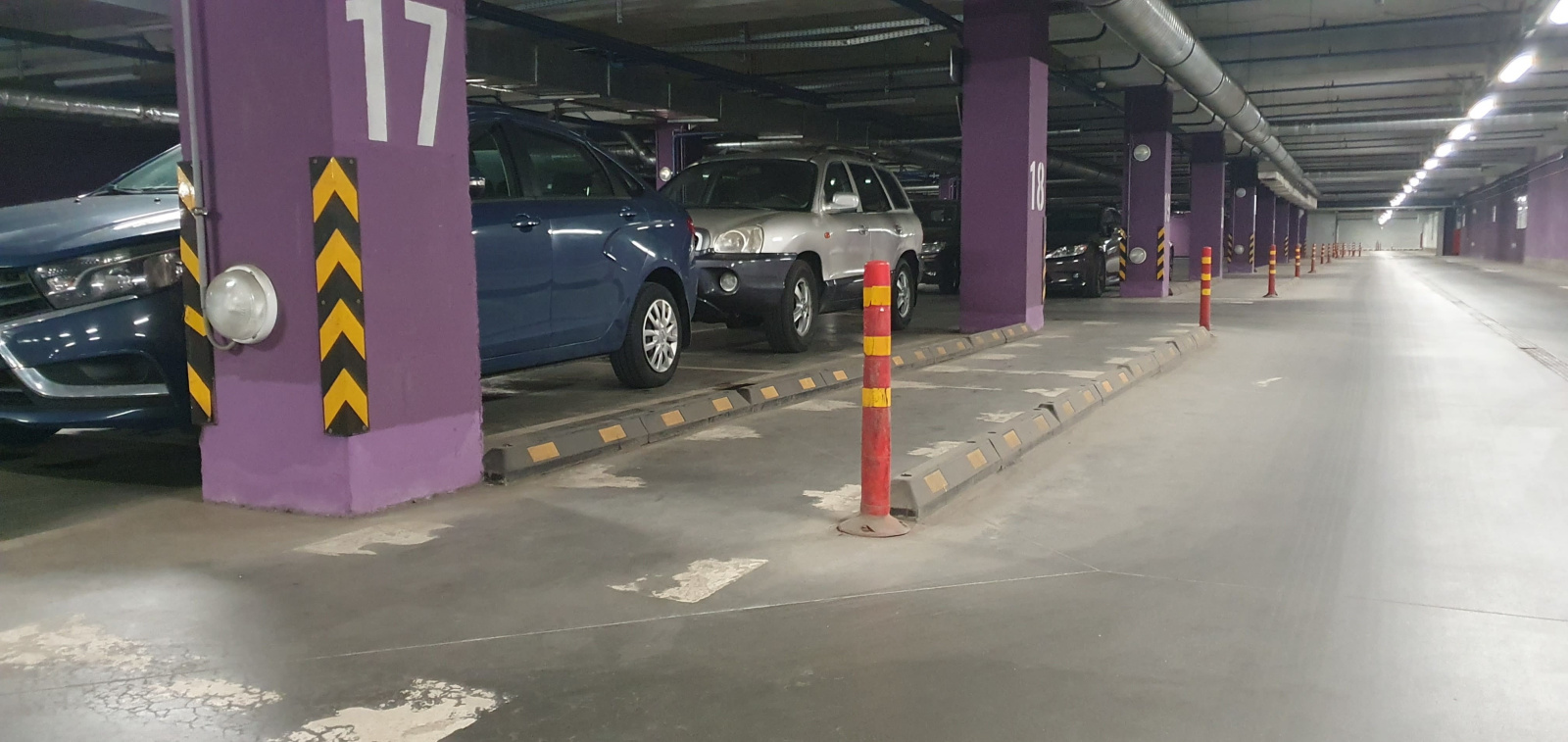 Обустройство паркинга в торговом центре - фото 2 Обустройство паркинга в торговом центре - фото 2