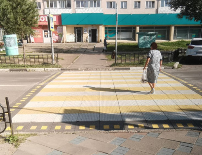 Приподнятый пешеходный переход ПИН (заезд окрас в массе/сверху) высотой 58 мм