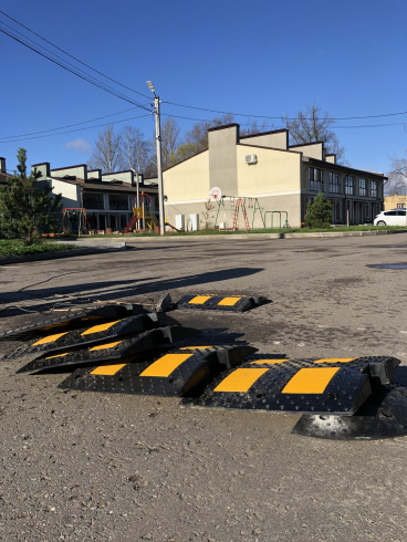 Разборка лежачего полицейского