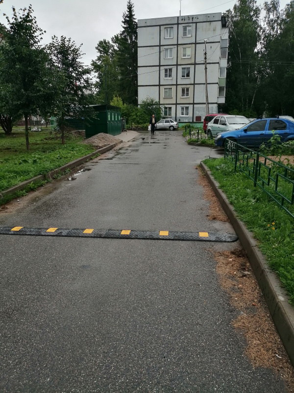 ИДН-300 для ограничения скорости движения на дворовой территории, г. Великий Новгород ИДН-300 для ограничения скорости движения на дворовой территории, г. Великий Новгород