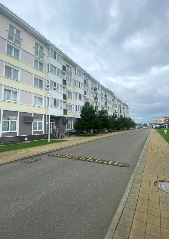 ИДН-500 на проезжей части вблизи жилых домов, г. Сочи, ул. Фигурная, д.27 ИДН-500 на проезжей части вблизи жилых домов, г. Сочи, ул. Фигурная, д.27